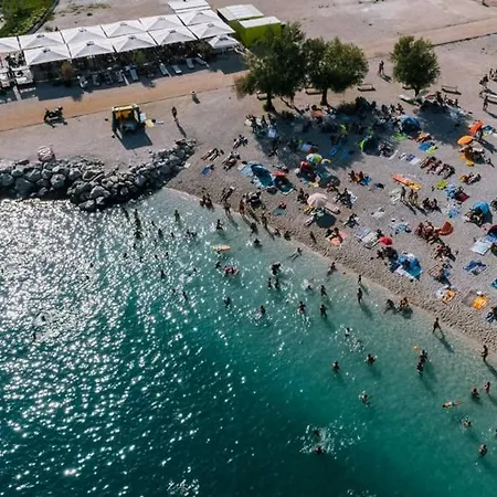 Viking Апартаменти *