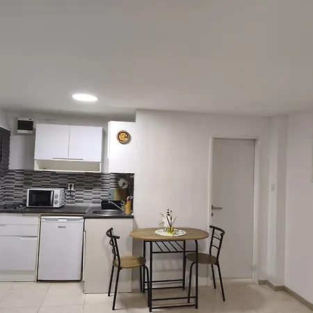 Апартаменти Viking Спліт