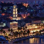 Viking - In The Old Town Of * Split